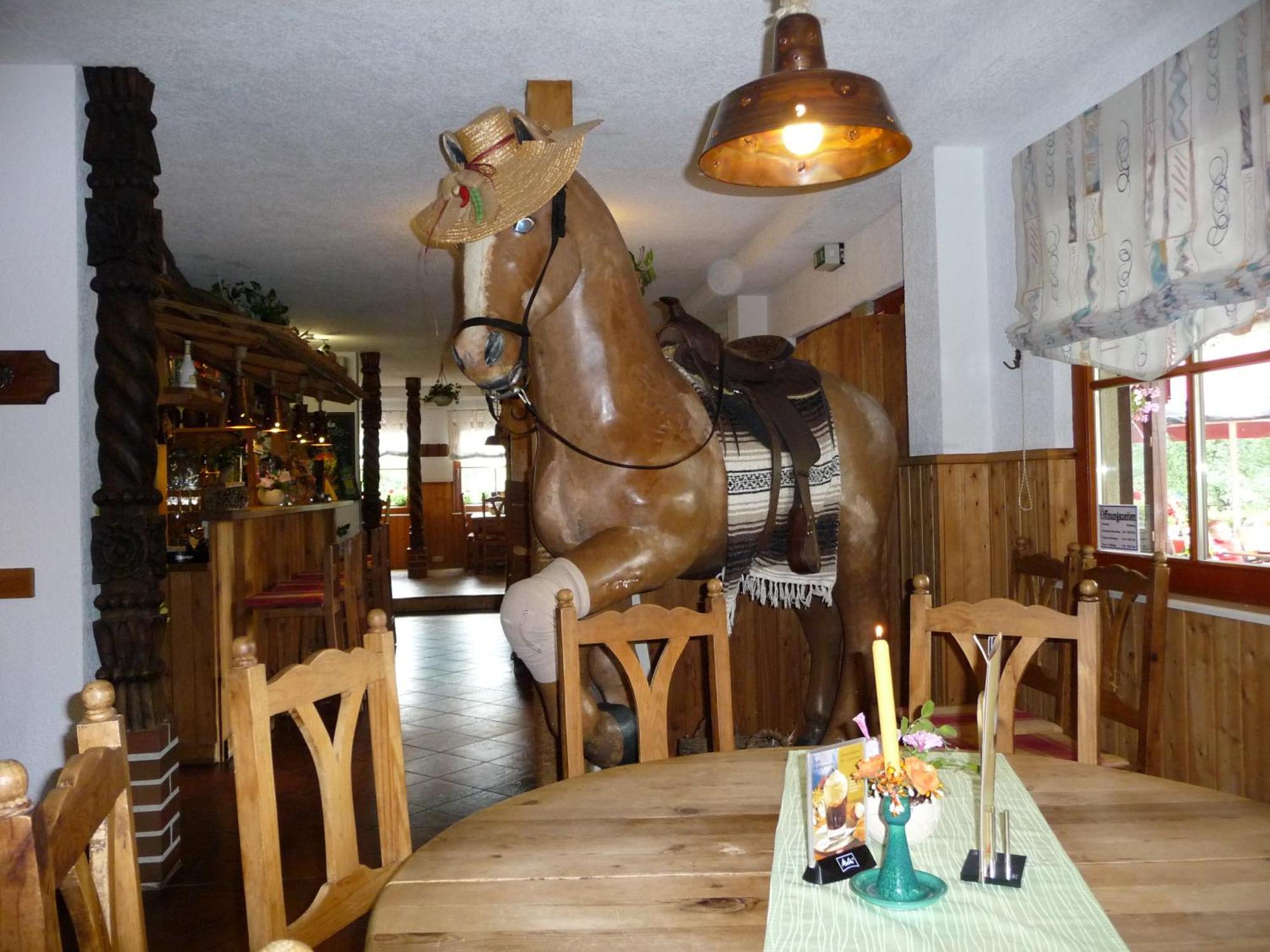 Steakhouse & Pension Crazy Horse Suhl Ngoại thất bức ảnh